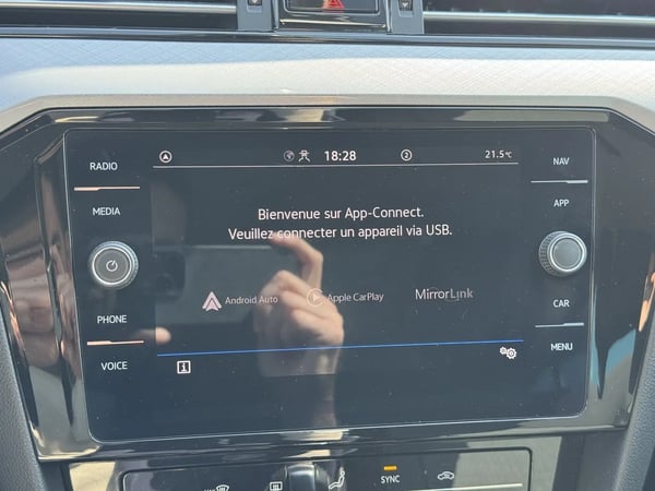 Photo de la voiture VOLKSWAGEN PASSAT SW 2.0 TDI EVO SCR 150 DSG7