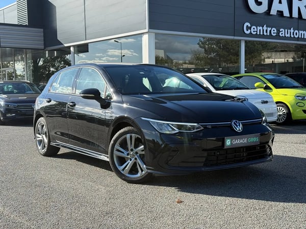 Photo de présentation de la voiture VOLKSWAGEN GOLF 1.5 eTSI OPF 130 DSG7 R-Line