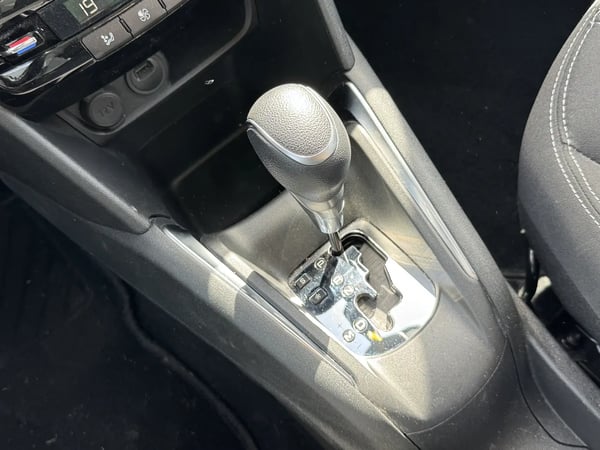 Photo de la voiture PEUGEOT 208 PureTech 110ch S&S EAT6 Allure
