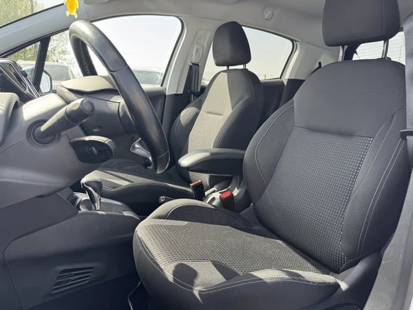 Photo de la voiture PEUGEOT 208 PureTech 110ch S&S EAT6 Allure