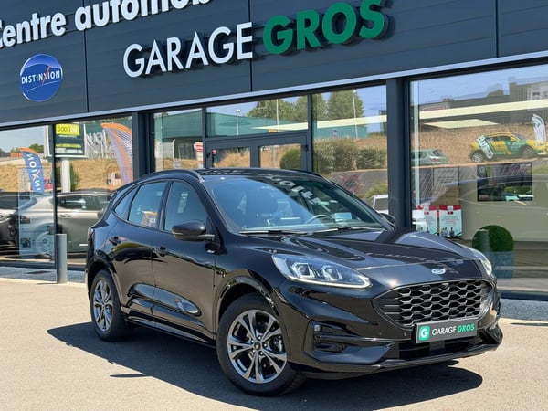 Photo de présentation de la voiture FORD KUGA 2.0 TDCi 120 S&S 4x2 Powershift ST-Line
