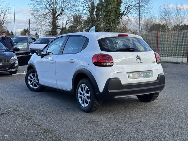 Photo de la voiture CITROEN C3 PureTech 83 S&S BVM5 Feel