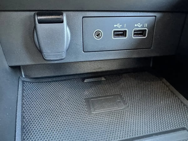 Photo de la voiture RENAULT CLIO V TCe 90 GSR2 Techno