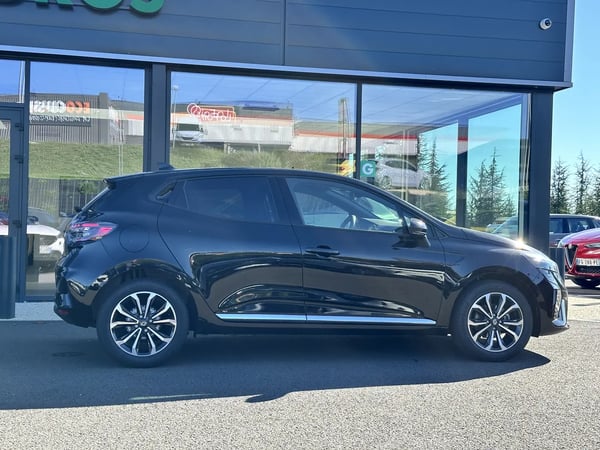 Photo de la voiture RENAULT CLIO V TCe 90 GSR2 Techno