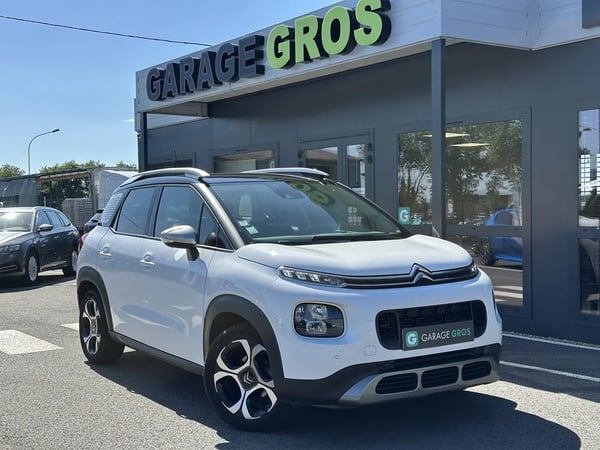 Photo de la voiture CITROEN C3 AIRCROSS BlueHDi 100 BVM5 Shine