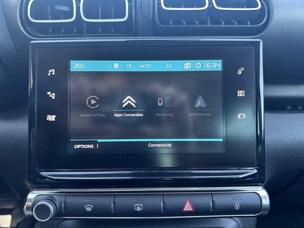 Photo de la voiture CITROEN C3 AIRCROSS BlueHDi 100 BVM5 Shine