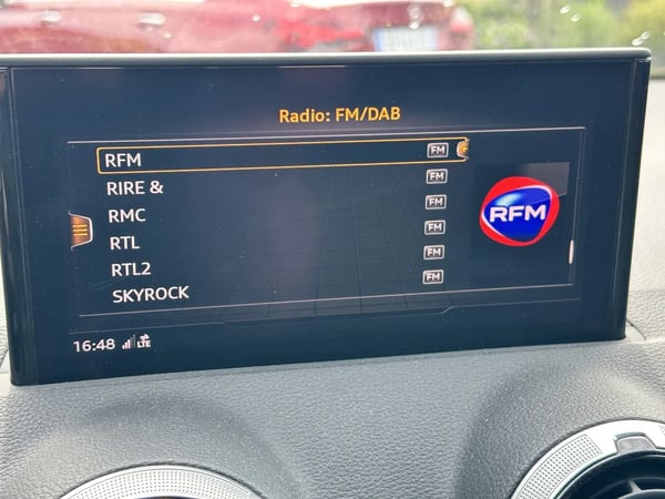Photo de la voiture AUDI Q2 30 TDI 116 S tronic 7 S LINE