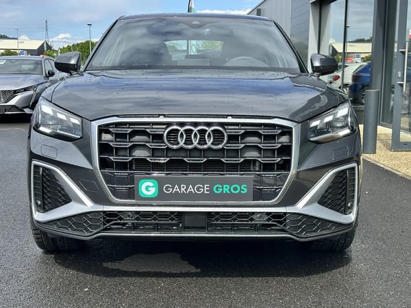 Photo de la voiture AUDI Q2 30 TDI 116 S tronic 7 S LINE