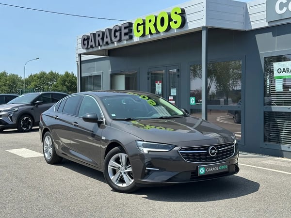 Photo de présentation de la voiture OPEL INSIGNIA GRAND SPORT 2.0 Diesel 174 ch BVA8 Elegance Business