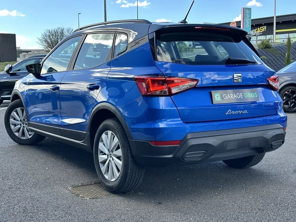 Photo de la voiture SEAT ARONA 1.0 TSI 110 ch Start/Stop BVM6 Style Business