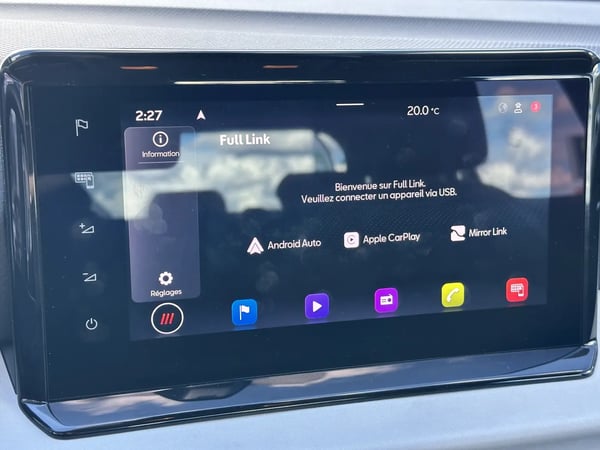 Photo de la voiture SEAT ARONA 1.0 TSI 110 ch Start/Stop BVM6 Style Business