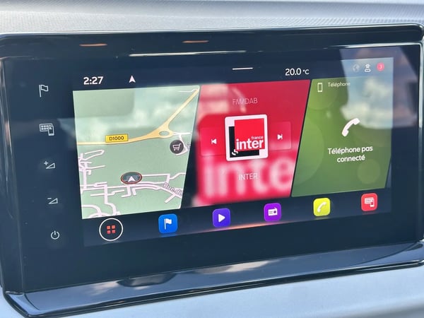 Photo de la voiture SEAT ARONA 1.0 TSI 110 ch Start/Stop BVM6 Style Business