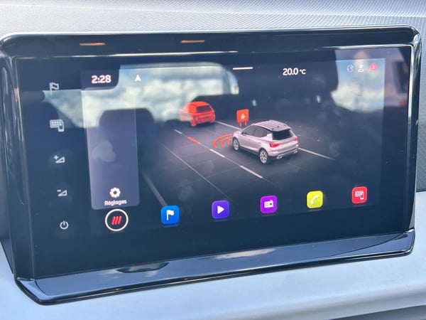 Photo de la voiture SEAT ARONA 1.0 TSI 110 ch Start/Stop BVM6 Style Business