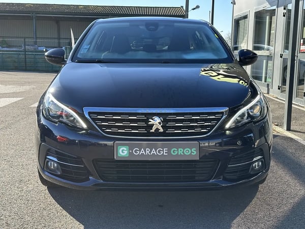 Photo de la voiture PEUGEOT 308 1.2 PureTech 130ch S&S BVM6 EU6 Allure