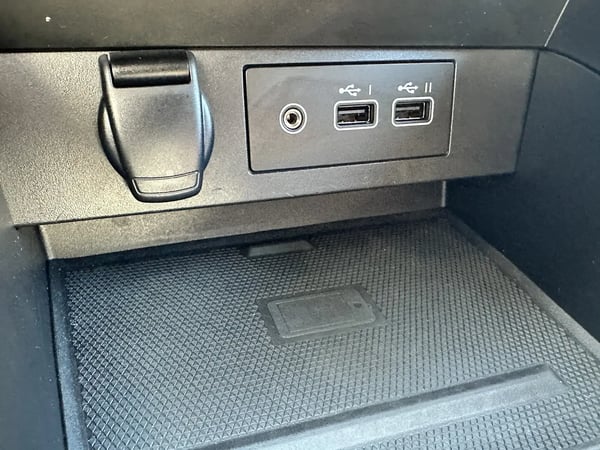 Photo de la voiture RENAULT CLIO V TCe 90 Techno