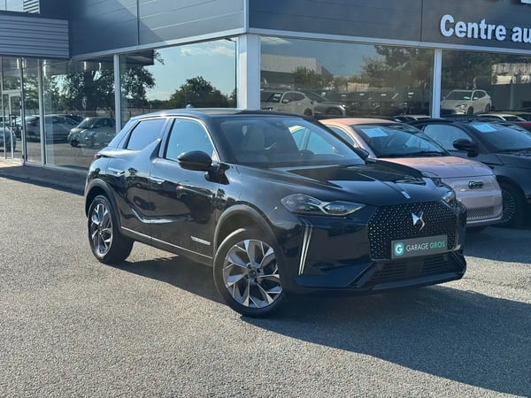 Photo de présentation de la voiture DS DS 3 PureTech 130 EAT8 Esprit de Voyage