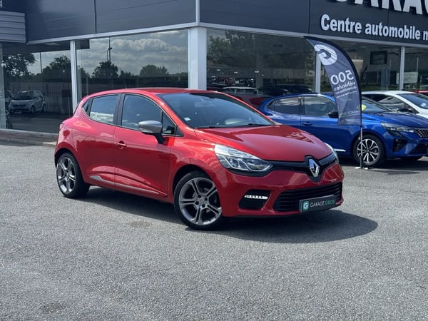 Photo de la voiture RENAULT CLIO IV TCe 90 Energy eco2 Intens