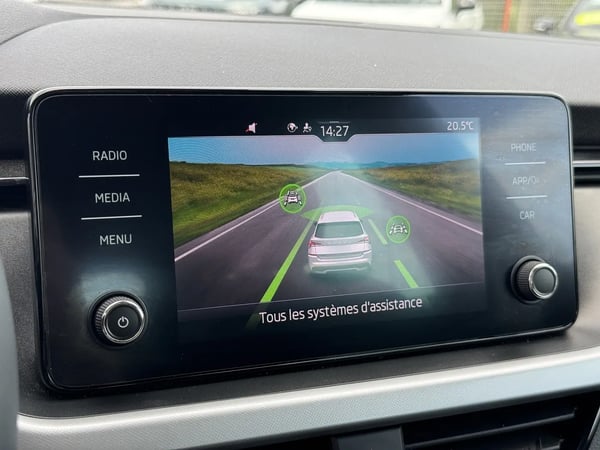 Photo de la voiture SKODA KAMIQ 1.0 TSI Evo 110 ch BVM6 Ambition