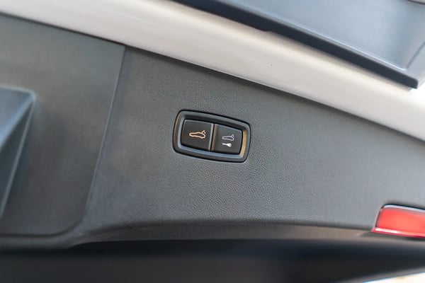 Photo de la voiture PORSCHE CAYENNE COUPE 4.0 V8 550 ch Tiptronic BVA Turbo