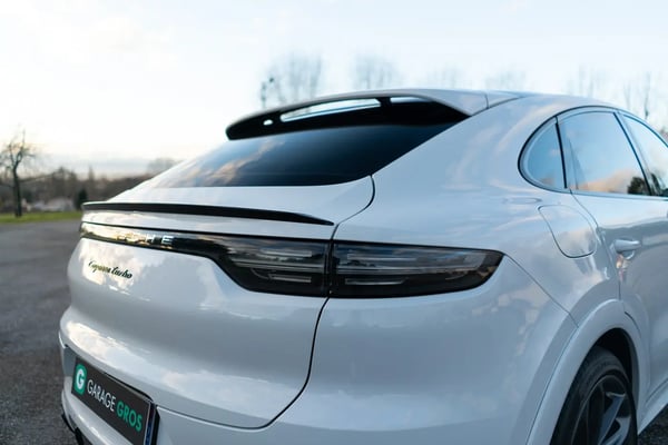 Photo de la voiture PORSCHE CAYENNE COUPE 4.0 V8 550 ch Tiptronic BVA Turbo