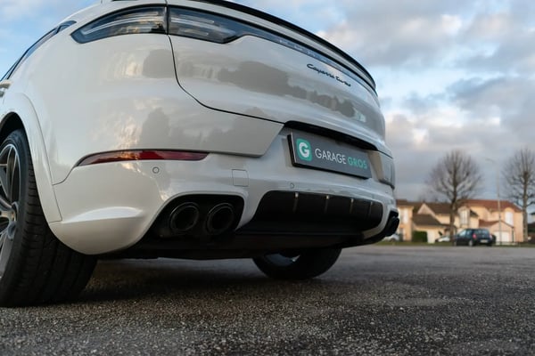 Photo de la voiture PORSCHE CAYENNE COUPE 4.0 V8 550 ch Tiptronic BVA Turbo