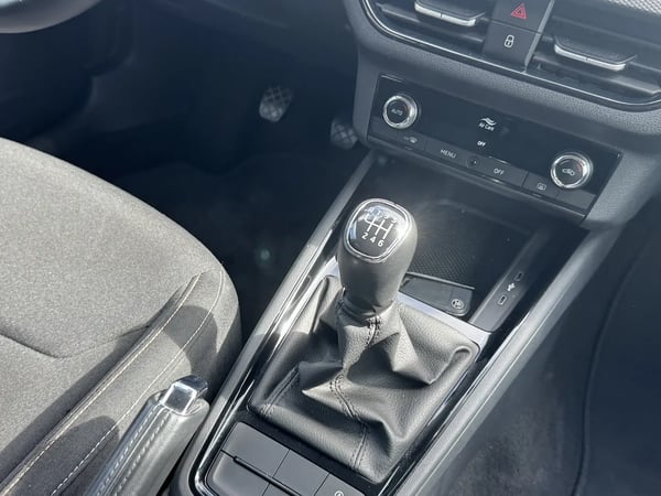 Photo de la voiture SKODA SCALA 1.0 TSI Evo 110 ch BVM6 Ambition