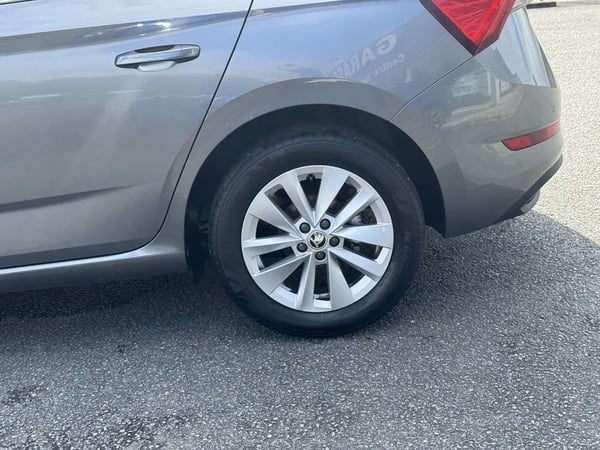 Photo de la voiture SKODA SCALA 1.0 TSI Evo 110 ch BVM6 Ambition