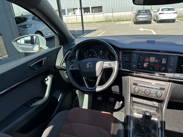 Photo de la voiture SEAT ATECA 1.4 EcoTSI 150 ch ACT Start/Stop Xcellence