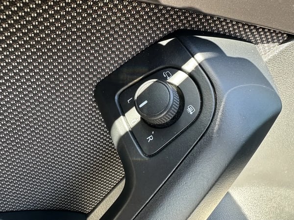 Photo de la voiture SEAT ATECA 1.4 EcoTSI 150 ch ACT Start/Stop Xcellence