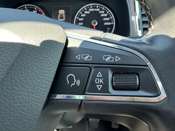 Photo de la voiture SEAT ATECA 1.4 EcoTSI 150 ch ACT Start/Stop Xcellence