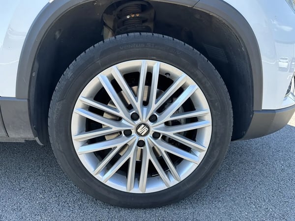 Photo de la voiture SEAT ATECA 1.4 EcoTSI 150 ch ACT Start/Stop Xcellence