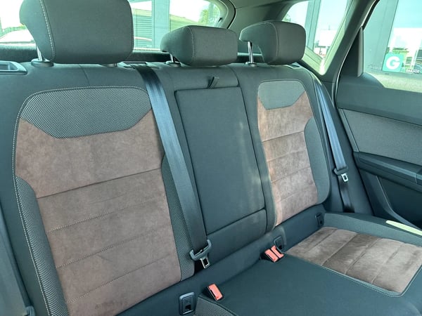 Photo de la voiture SEAT ATECA 1.4 EcoTSI 150 ch ACT Start/Stop Xcellence