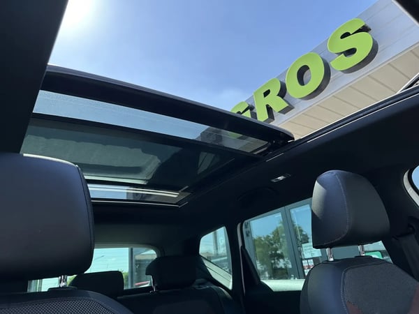 Photo de la voiture SEAT ATECA 1.4 EcoTSI 150 ch ACT Start/Stop Xcellence