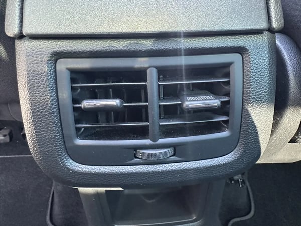Photo de la voiture SEAT ATECA 1.4 EcoTSI 150 ch ACT Start/Stop Xcellence