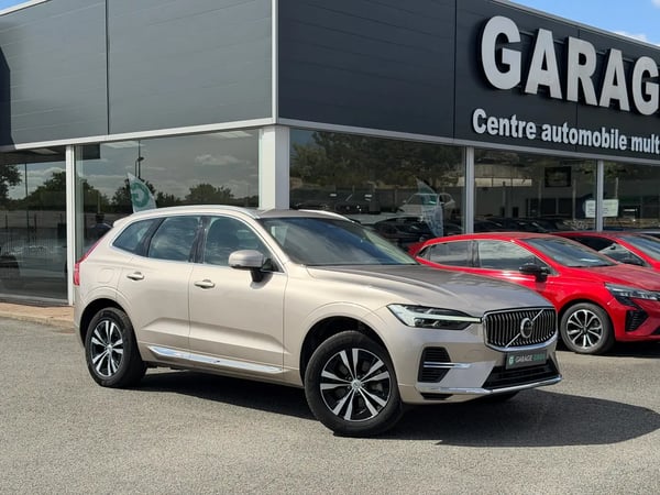 Photo de présentation de la voiture VOLVO XC60 T6 AWD Hybride rechargeable 253 ch+145 ch Geartronic 8 Start