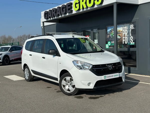 Photo de présentation de la voiture DACIA LODGY Blue dCi 95 5 places Essentiel