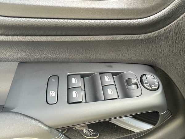 Photo de la voiture CITROEN C5 AIRCROSS BlueHDi 130 EAT8 Max