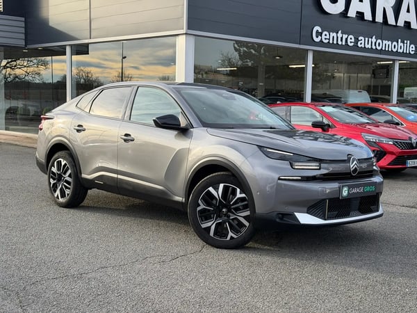 Photo de présentation de la voiture CITROEN C4 X Hybride 136 ch e-DCS6 Max