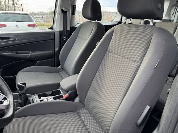 Photo de la voiture VOLKSWAGEN CADDY MAXI 2.0 TDI 102 BVM6