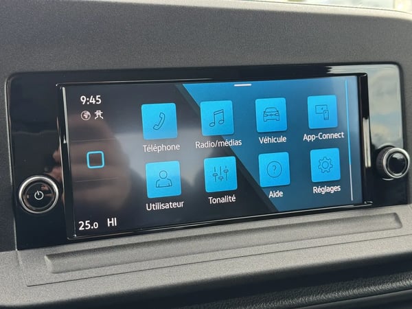 Photo de la voiture VOLKSWAGEN CADDY MAXI 2.0 TDI 102 BVM6