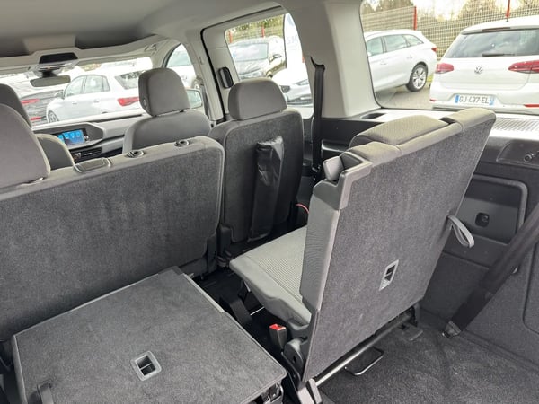 Photo de la voiture VOLKSWAGEN CADDY MAXI 2.0 TDI 102 BVM6