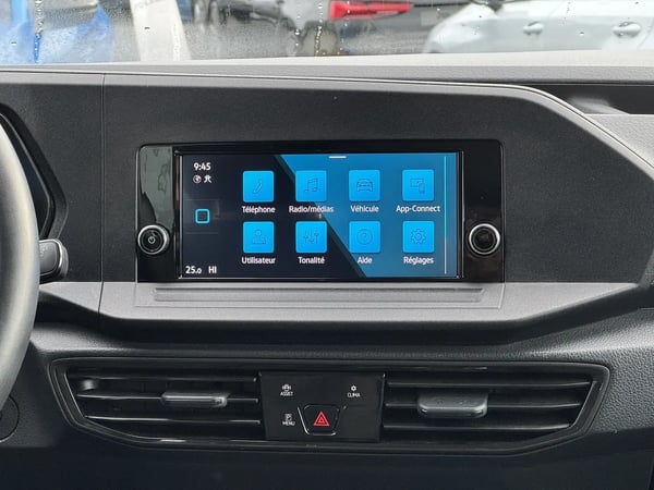 Photo de la voiture VOLKSWAGEN CADDY MAXI 2.0 TDI 102 BVM6