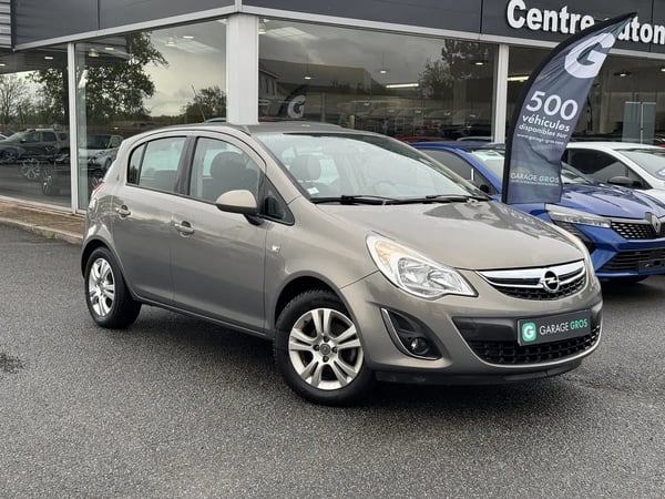 Photo de présentation de la voiture OPEL CORSA 1.2 - 85 ch Twinport Graphite