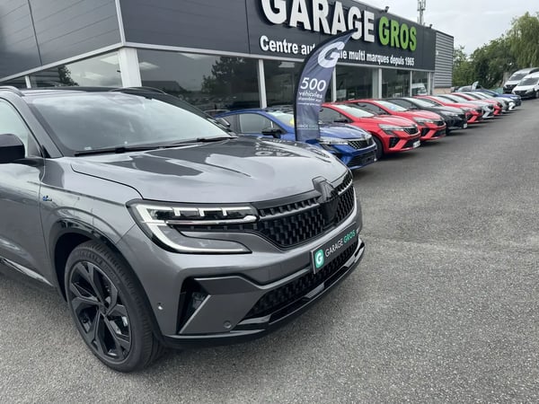 Photo de la voiture RENAULT AUSTRAL E-Tech full hybrid 200 GSR2 Techno esprit Alpine
