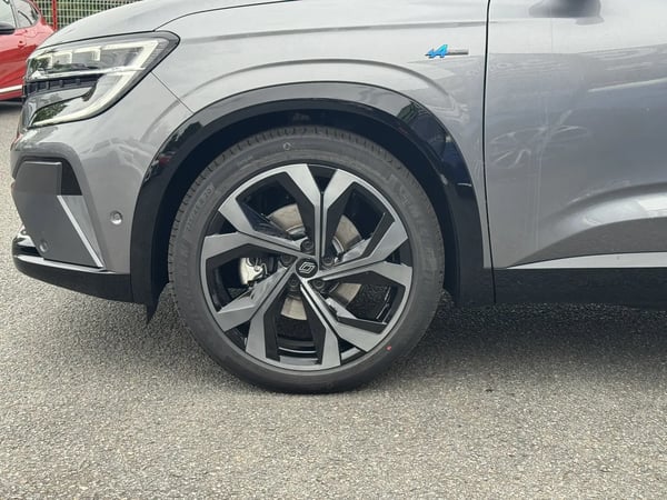 Photo de la voiture RENAULT AUSTRAL E-Tech full hybrid 200 GSR2 Techno esprit Alpine