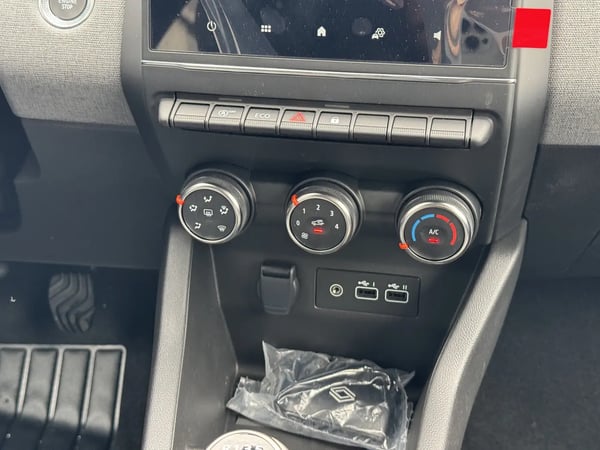 Photo de la voiture RENAULT CLIO V dCi 100 GSR2 Evolution