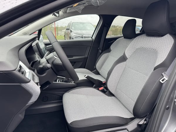 Photo de la voiture RENAULT CLIO V dCi 100 GSR2 Evolution