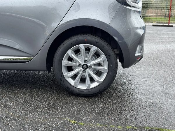 Photo de la voiture RENAULT CLIO V dCi 100 GSR2 Evolution