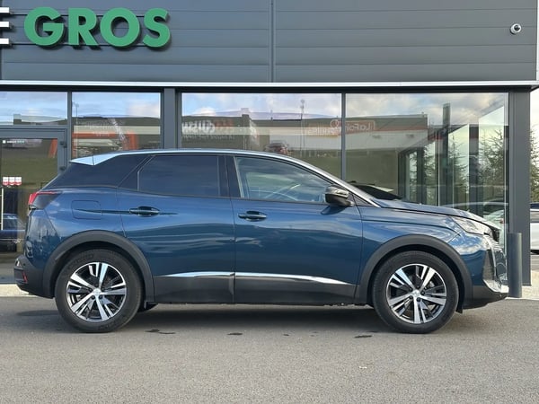 Photo de la voiture PEUGEOT 3008 BlueHDi 130ch S&S EAT8 Allure Pack