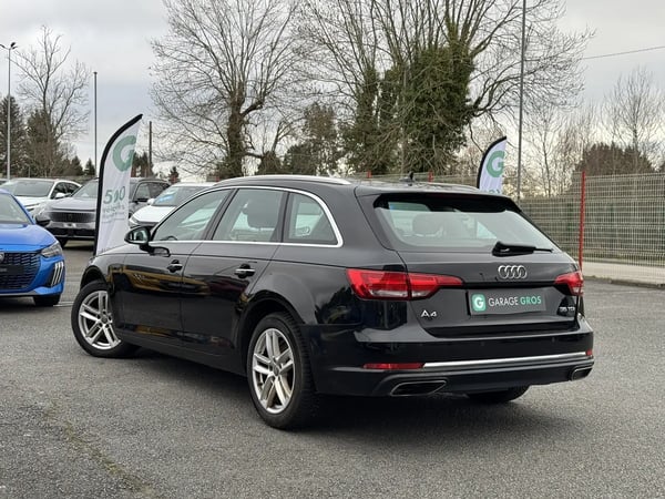 Photo de la voiture AUDI A4 AVANT 35 TDI 150 S tronic 7 Design